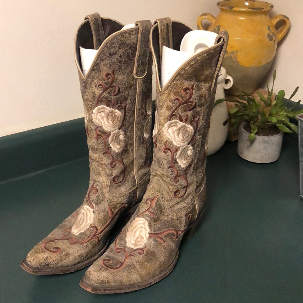 Western Embroidered Floral Knee-High Boots - Brown